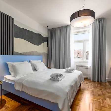 Frankovich * Сплит